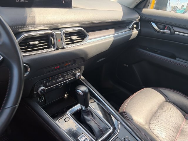 Used 2024 MAZDA CX-5 Carbon Edition AWD/4WD image 17