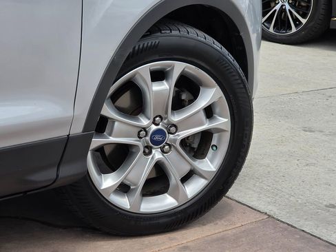 Used 2013 Ford Escape SEL FWD image 12