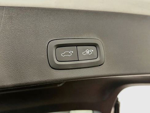 Used 2023 Volvo XC40 Recharge Plus AWD/4WD image 31