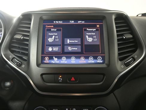 Used 2020 Jeep Cherokee Trailhawk w/ Cold Weather Group image 27