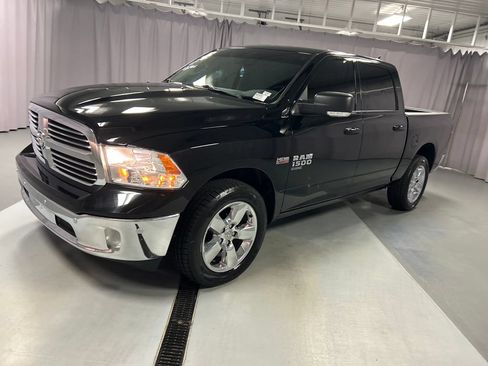 Used 2019 RAM 1500 Big Horn AWD/4WD image 3