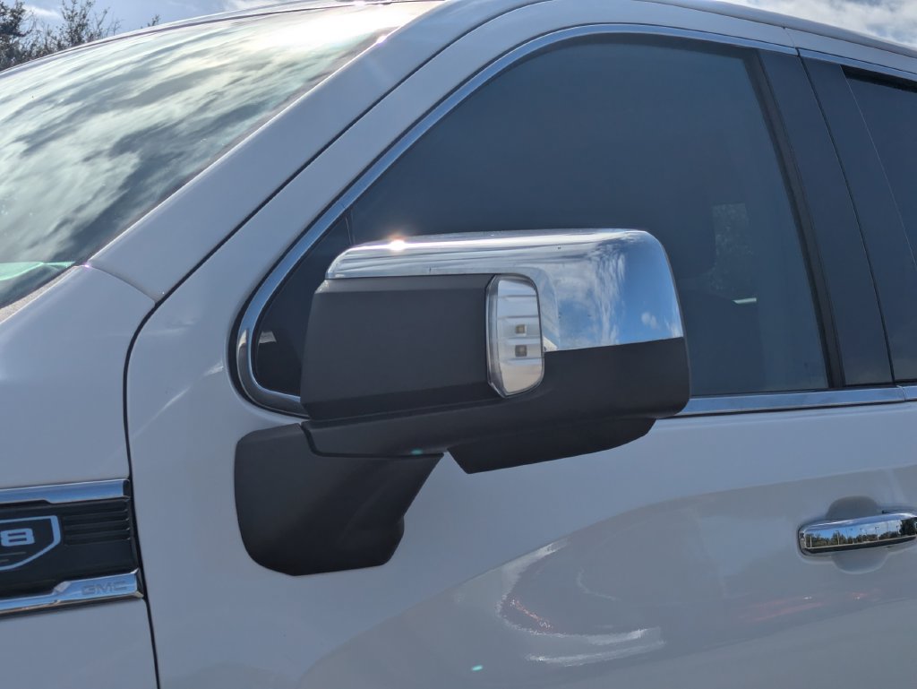 Used 2025 GMC Sierra 1500 SLT RWD image 12