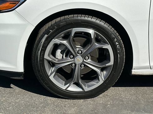 Used 2024 Chevrolet Malibu LT FWD image 26