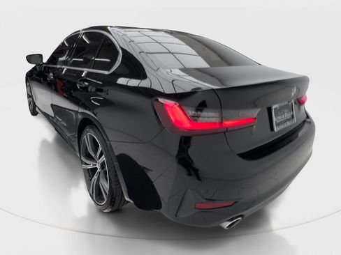 Used 2022 BMW 330i Sedan w/ Driving Assistance Package RWD image 10