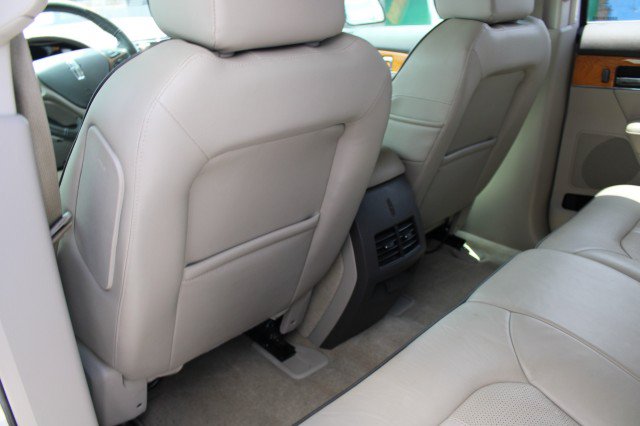 Used 2015 Lincoln MKX FWD w/ Equipment Group 102A image 17