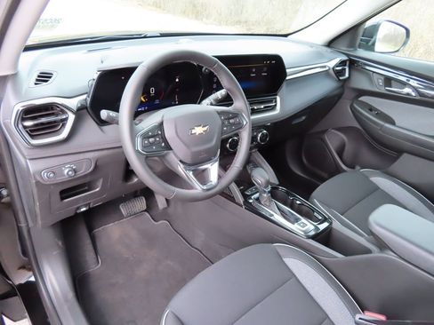 New 2026 Chevrolet TrailBlazer LT image 18
