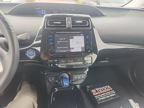 Used 2018 Toyota Prius Prime Plus w/ Carpet Mat Package FWD image 23
