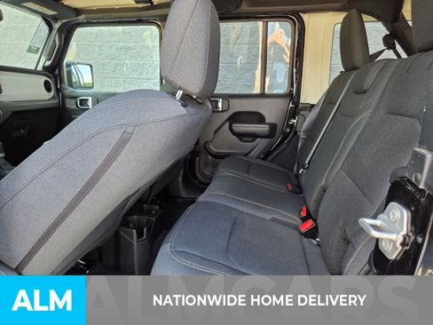 Used 2025 Jeep Wrangler Unlimited Sport AWD/4WD image 5