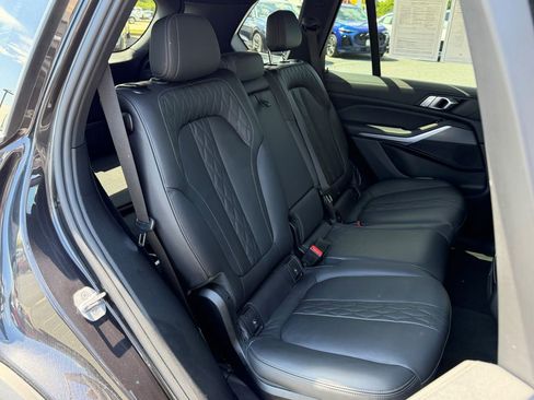 Used 2023 BMW X5 xDrive40i w/ Luxury Seating Package AWD/4WD image 17