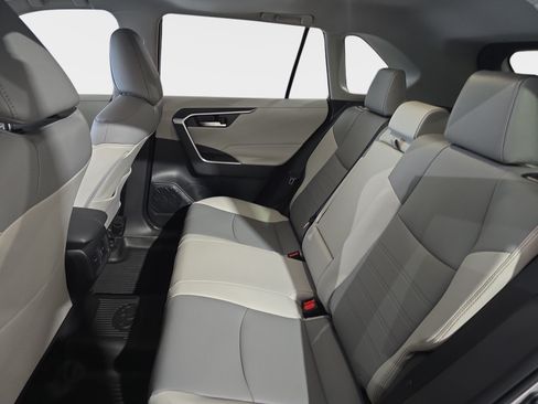 Used 2025 Toyota RAV4 XLE Premium AWD/4WD image 11
