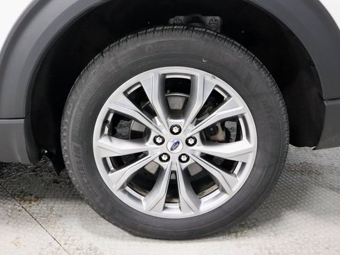 Used 2022 Ford Explorer Limited w/ Equipment Group 301A image 20