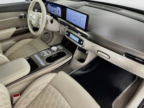Used 2023 Genesis GV60 Performance AWD/4WD image 30