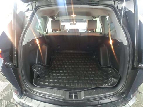Used 2017 Honda CR-V Touring image 13