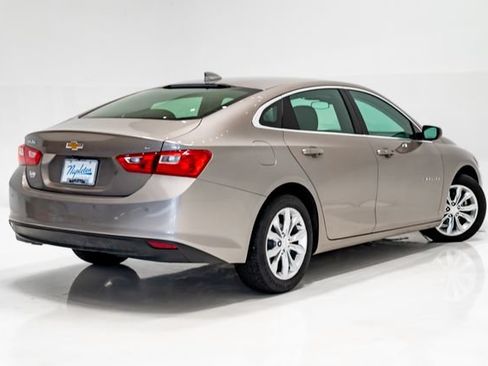 Used 2023 Chevrolet Malibu LT w/ Driver Confidence Package FWD image 34