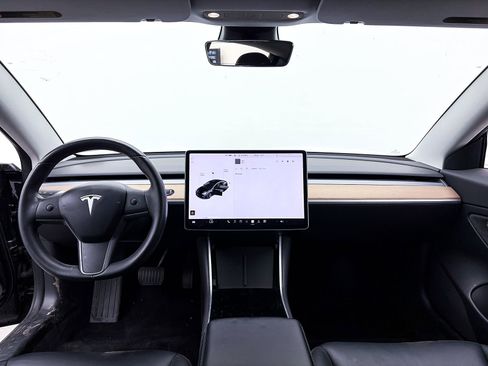 Used 2018 Tesla Model 3 Long Range image 23