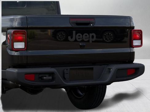 New 2026 Jeep Gladiator Sport image 14