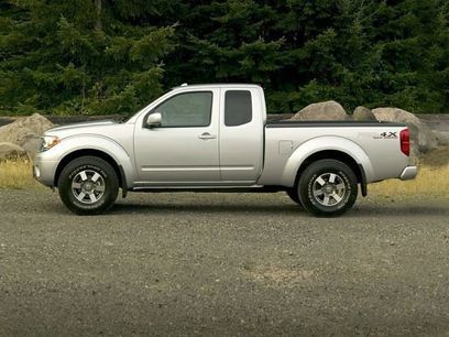Used 2020 Nissan Frontier SV w/ Midnight Edition Floor Mats