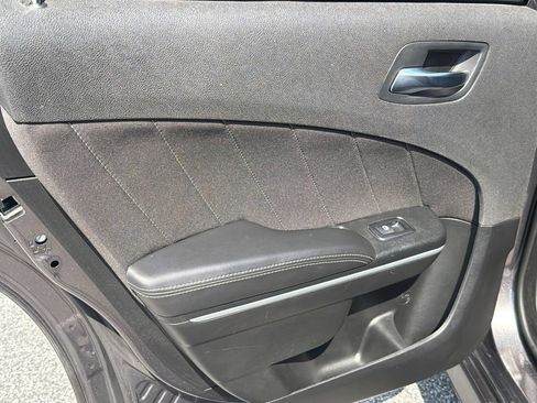 Used 2022 Dodge Charger Scat Pack RWD image 19
