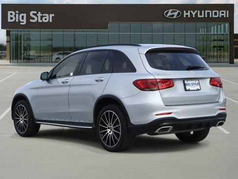 Used 2022 Mercedes-Benz GLC 300 image 3