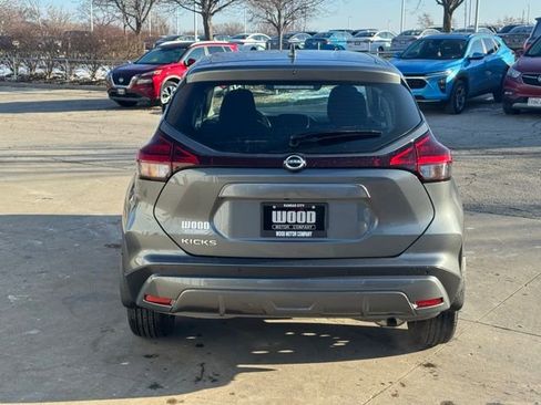Certified 2025 Nissan Kicks Play S image 7