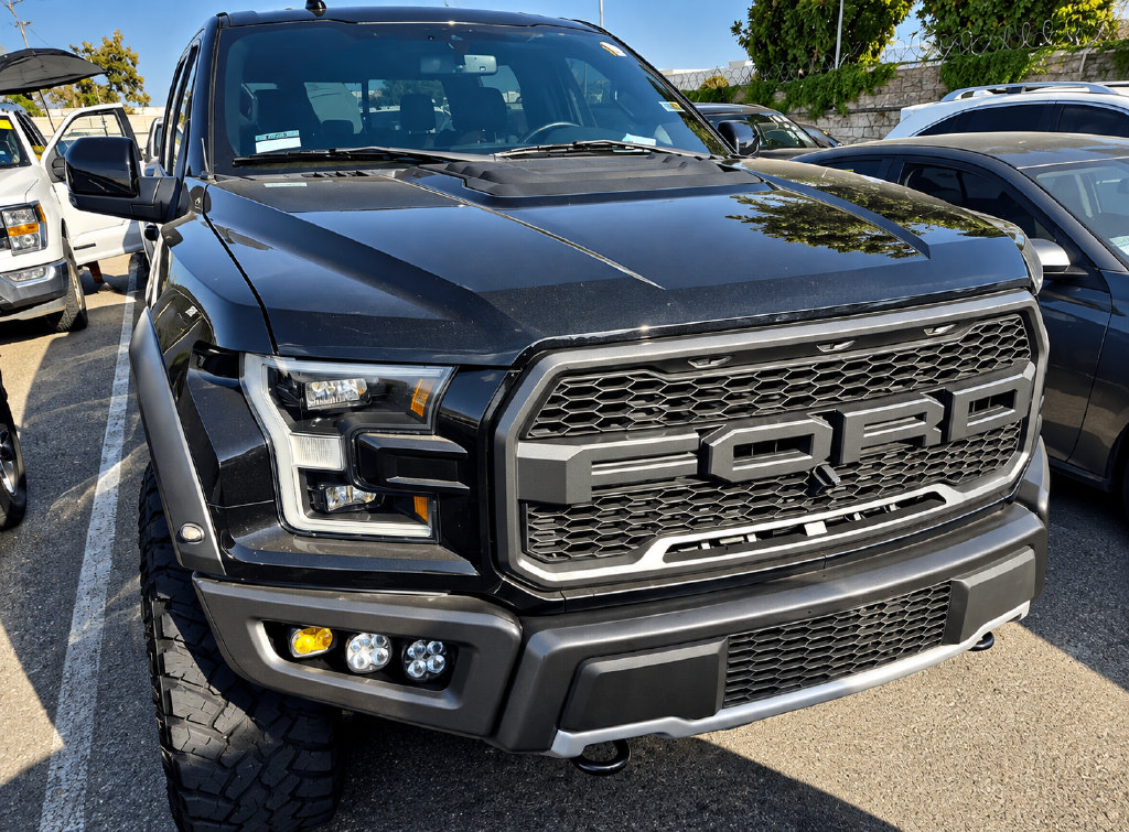 Used 2020 Ford F150 Raptor w/ Equipment Group 802A Luxury AWD/4WD image 4