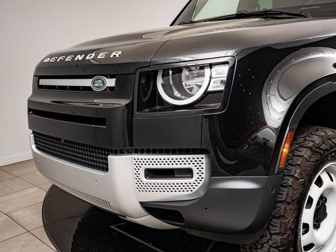 Used 2023 Land Rover Defender 110 S AWD/4WD image 3