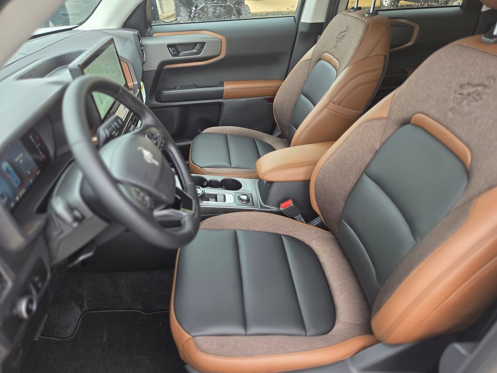 New 2026 Ford Bronco Sport Outer Banks w/ Outer Banks Tech Package+ AWD/4WD image 17