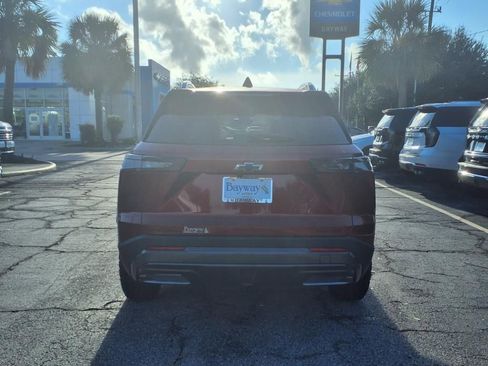 New 2026 Chevrolet Equinox ACTIV w/ Safety and Technology Package image 14