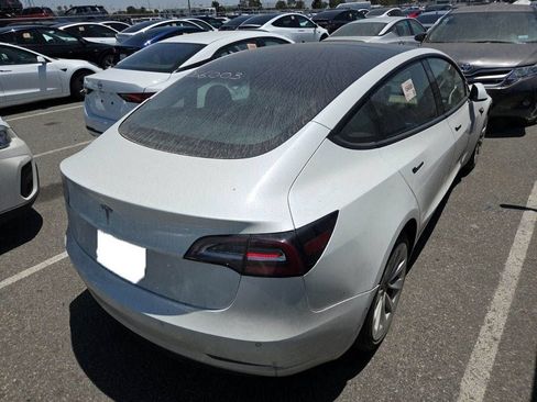 Used 2021 Tesla Model 3 Standard Range Plus RWD image 4