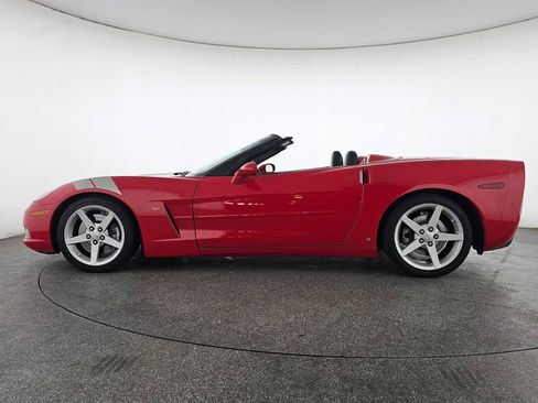 Used 2007 Chevrolet Corvette Convertible w/ Preferred Equipment Group image 18