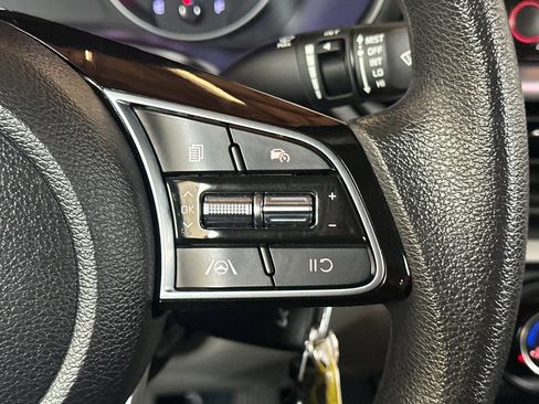 Used 2023 Kia Forte LXS w/ LXS Technology Package image 29