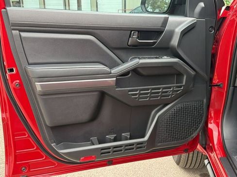 New 2026 Toyota Tacoma SR5 AWD/4WD image 13