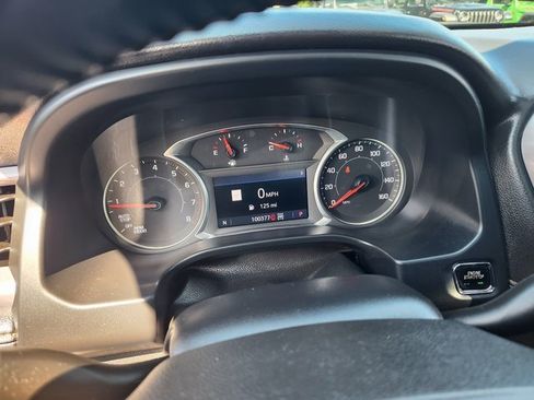 Used 2020 GMC Acadia AT4 w/ Driver Alert Package II image 19