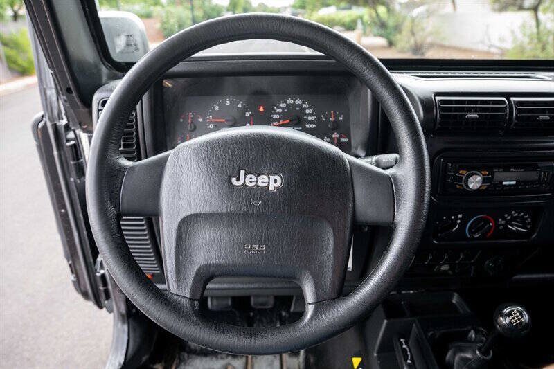 Used 2006 Jeep Wrangler X w/ Tire & Wheel Group (Ecco) AWD/4WD image 11