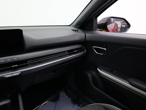Used 2025 Kia K4 GT-Line FWD image 32