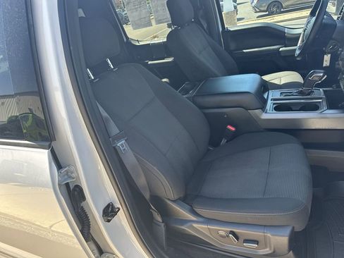 Used 2017 Ford F150 XLT w/ Equipment Group 302A Luxury AWD/4WD image 23
