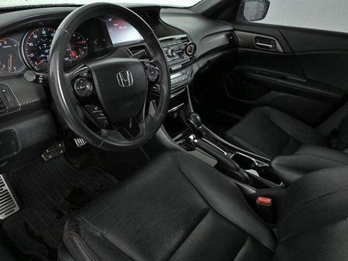 Used 2017 Honda Accord Sport Special Edition image 16