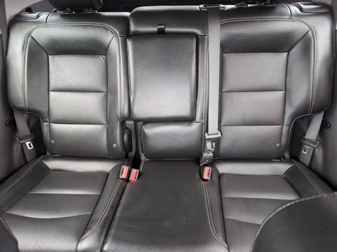 Used 2023 GMC Terrain SLT w/ Elevation Edition FWD image 29