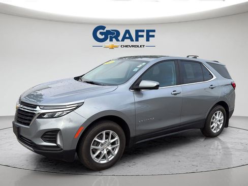 Used 2023 Chevrolet Equinox LT AWD/4WD image 2