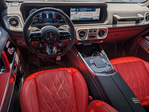 Used 2025 Mercedes-Benz G 63 AMG 4MATIC image 29