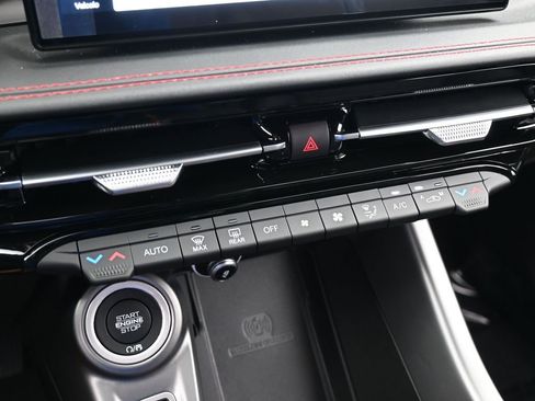 Used 2024 Dodge Hornet GT image 24