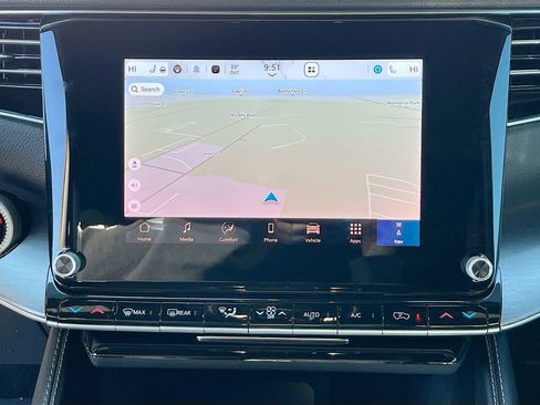 Used 2025 Jeep Wagoneer Series II image 17