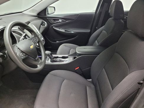 Used 2025 Chevrolet Malibu LT image 17
