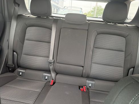 Used 2025 Chevrolet Equinox LT FWD image 12