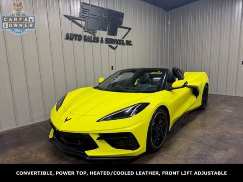 Used 2022 Chevrolet Corvette Stingray Preferred Conv w/ 2LT image 1