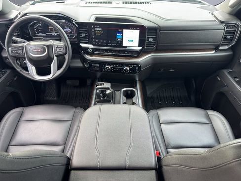 Used 2025 GMC Sierra 1500 Elevation w/ Elevation Premium Package image 17