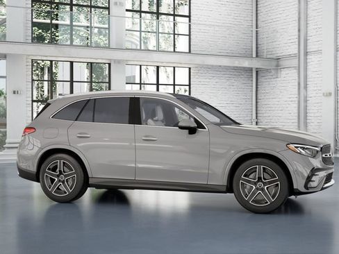 New 2026 Mercedes-Benz GLC 300 GLC 300 image 9