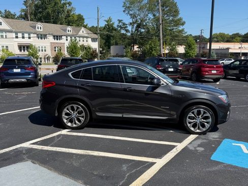 Used 2017 BMW X4 xDrive28i AWD/4WD image 4