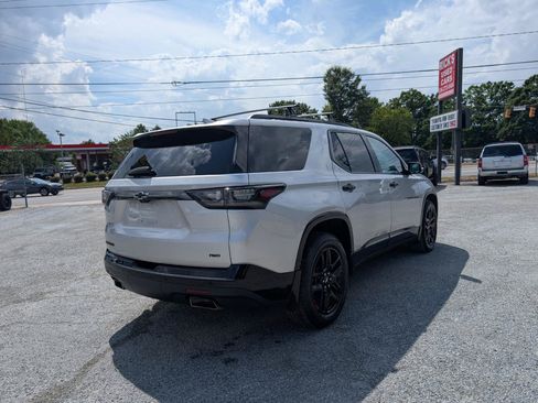 Used 2018 Chevrolet Traverse Premier w/ Redline Edition AWD/4WD image 7