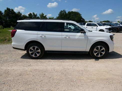 New 2027 Ford Expedition Active AWD/4WD image 4